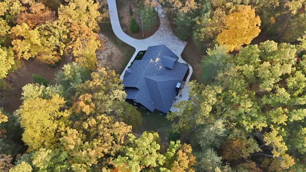 $1,300,000 | 438 Deer Run Road, Wartrace, TN 37183