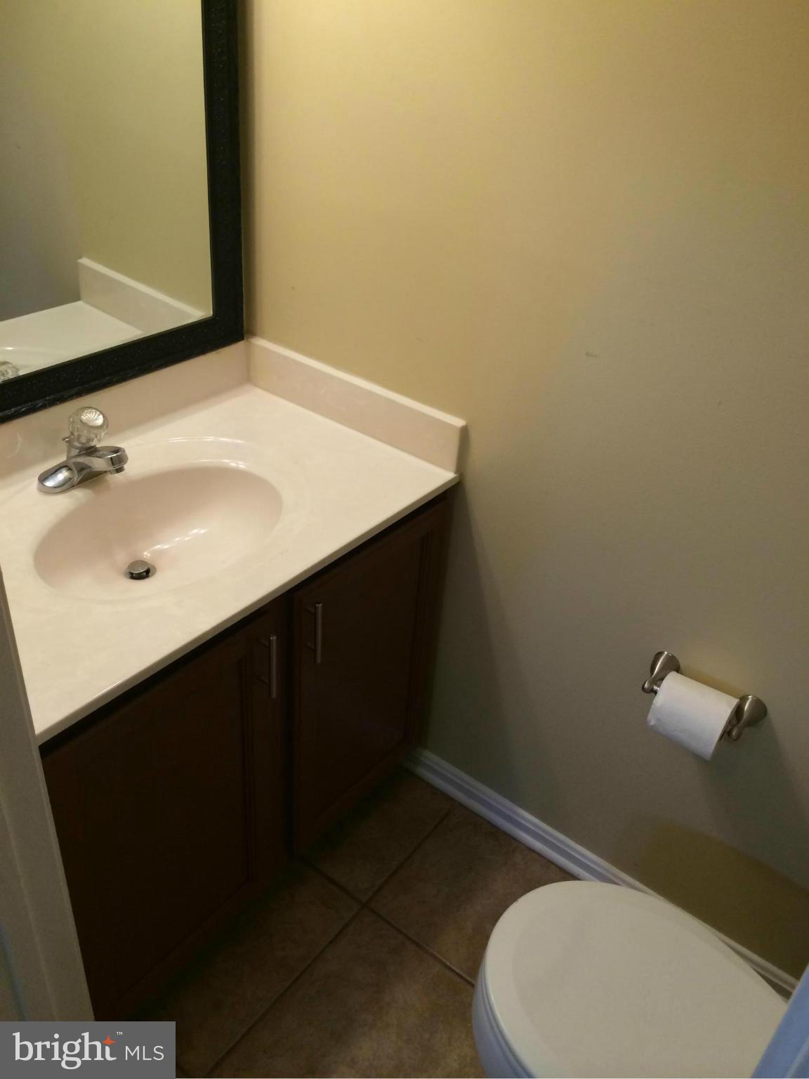7558 Maury Road Baltimore, MD 21244 - Photo 12 of 29 Bath