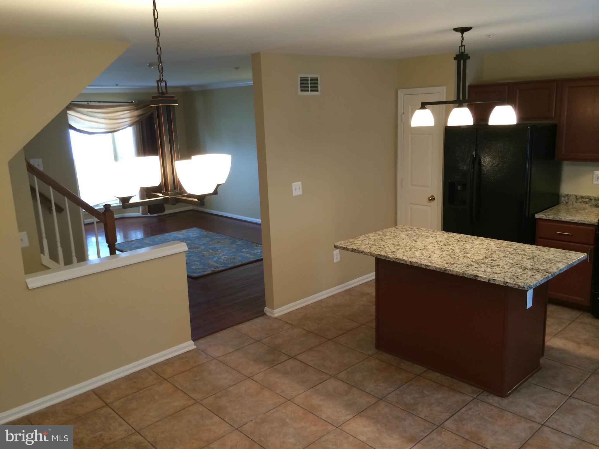 7558 Maury Road Baltimore, MD 21244 - Photo 3 of 29 Kitchen