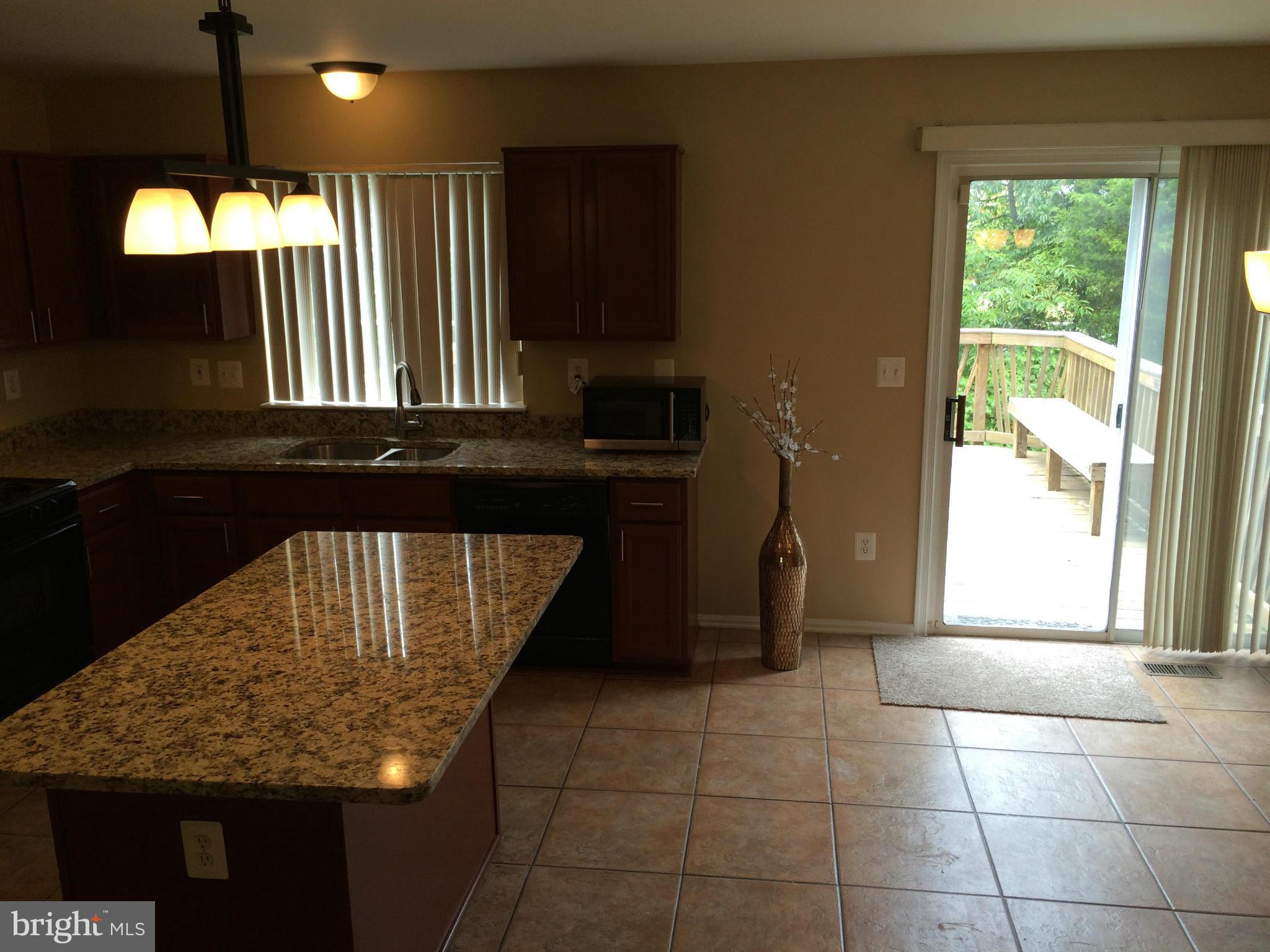 7558 Maury Road Baltimore, MD 21244 - Photo 4 of 29 Kitchen