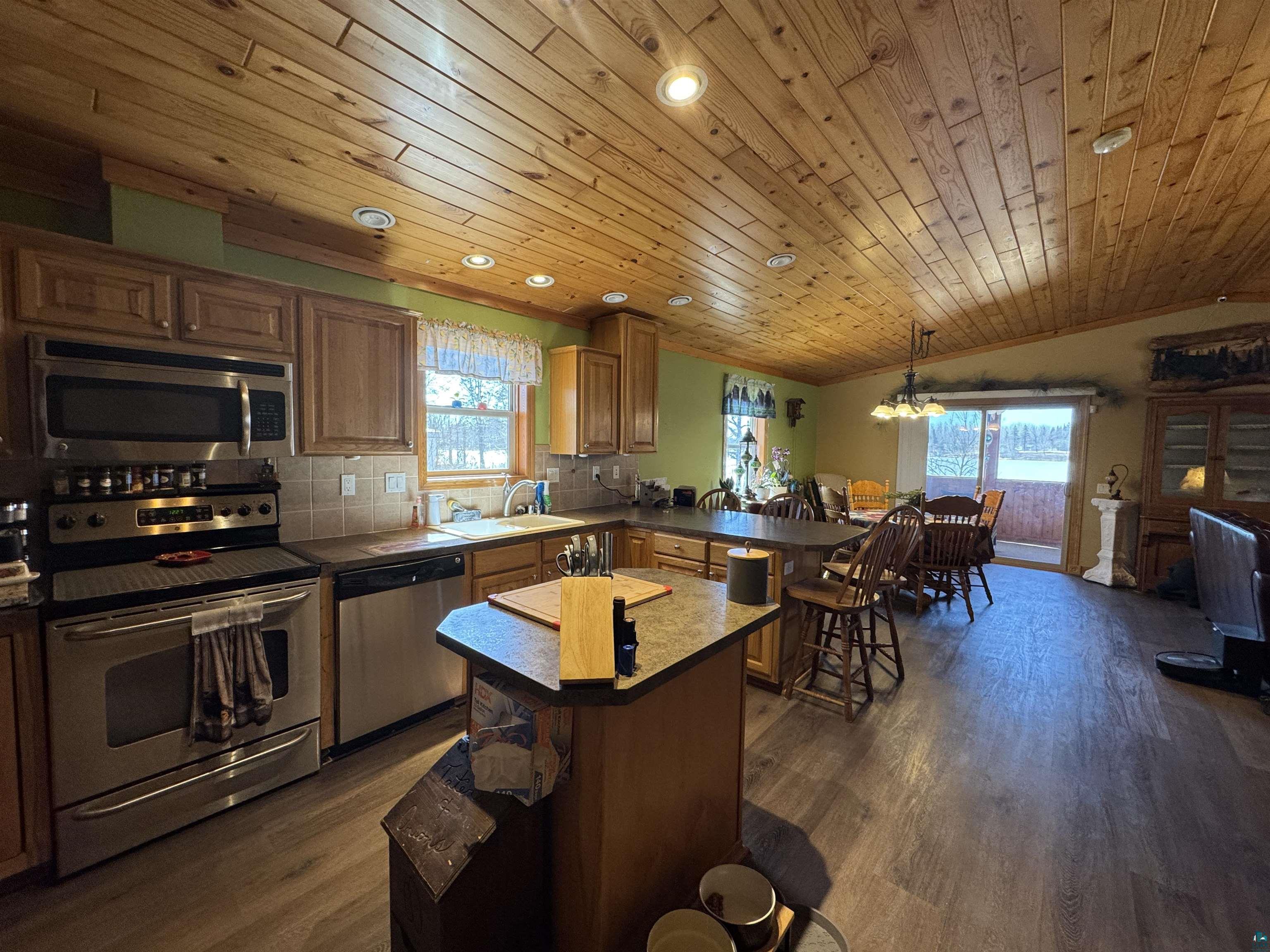 43870 Balsam Road Sturgeon Lake, MN 55783 - Photo 4 of 44 Gallery Image 4