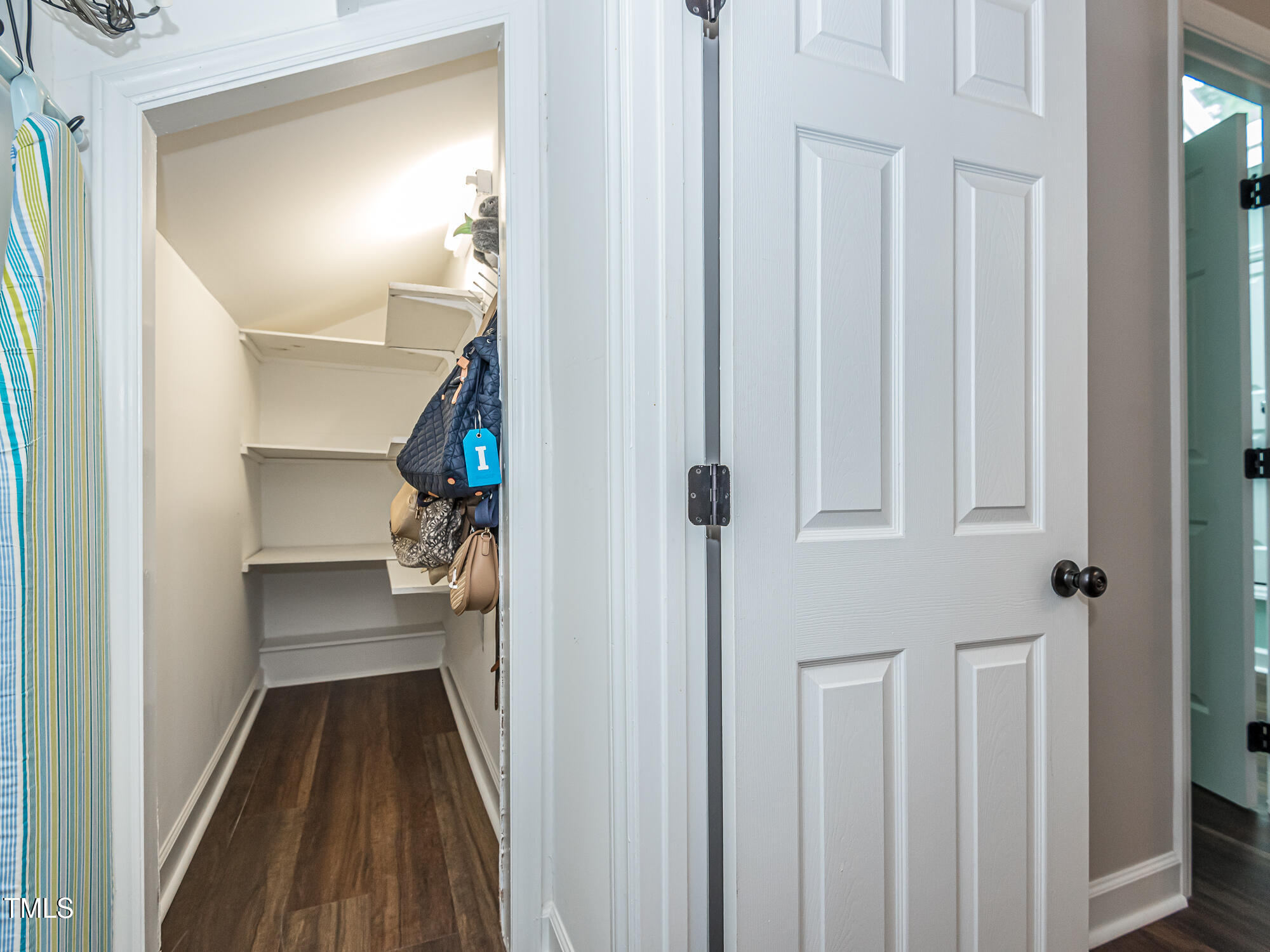 8417 Wycombe Lane Raleigh, NC 27615 - Photo 23 of 35 Real_Estate_Judi_Margulies_8417_WYCOMBE-
