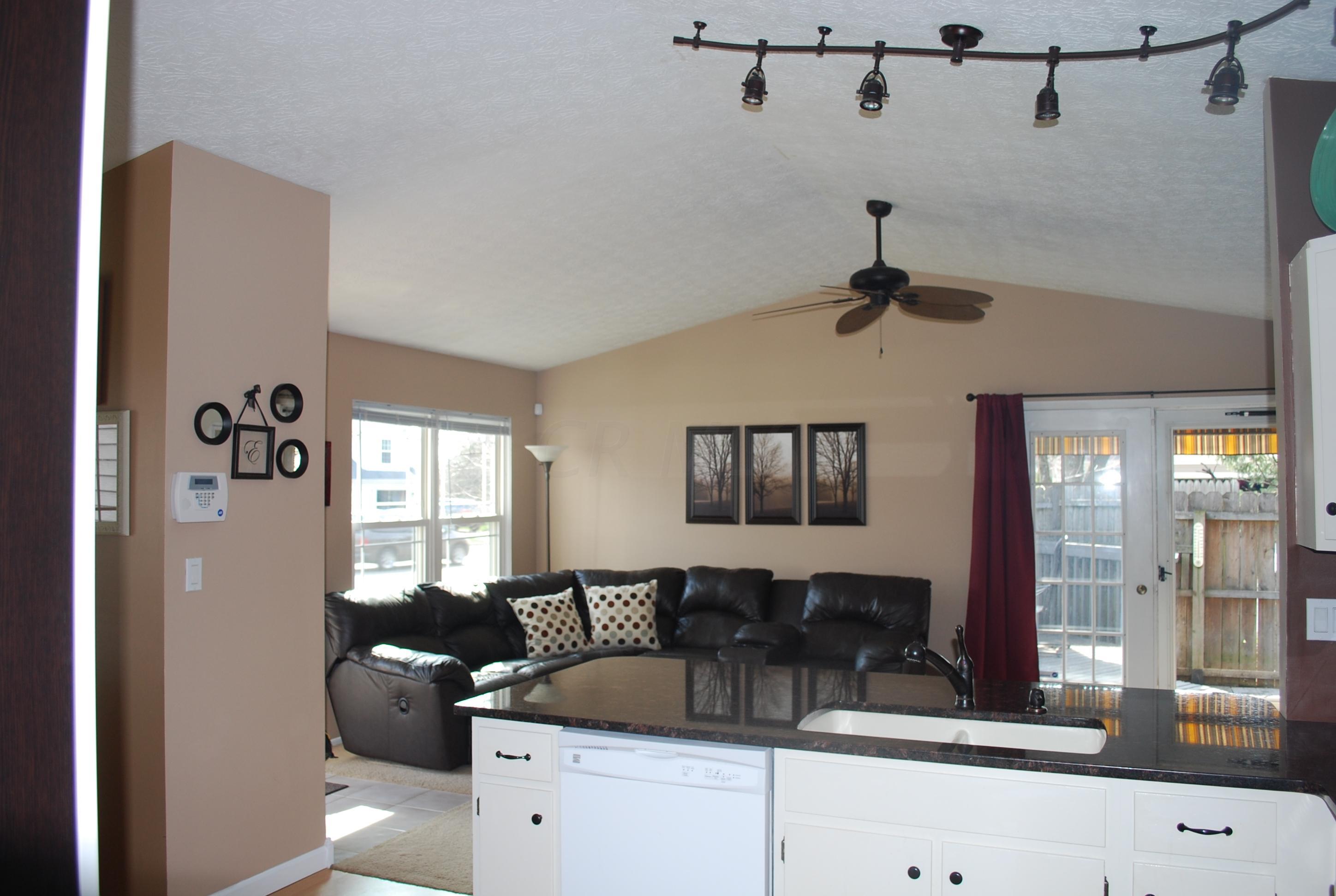5754 Longrifle Road Westerville, OH 43081 - Photo 5 of 24