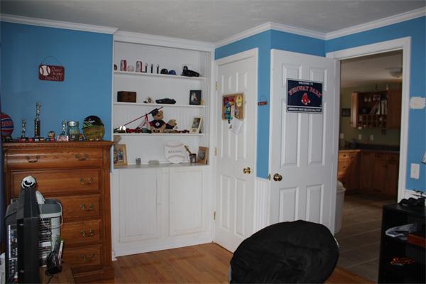 126 Gray Road Templeton, MA 01468 - Photo 10 of 25 Gallery Image 10