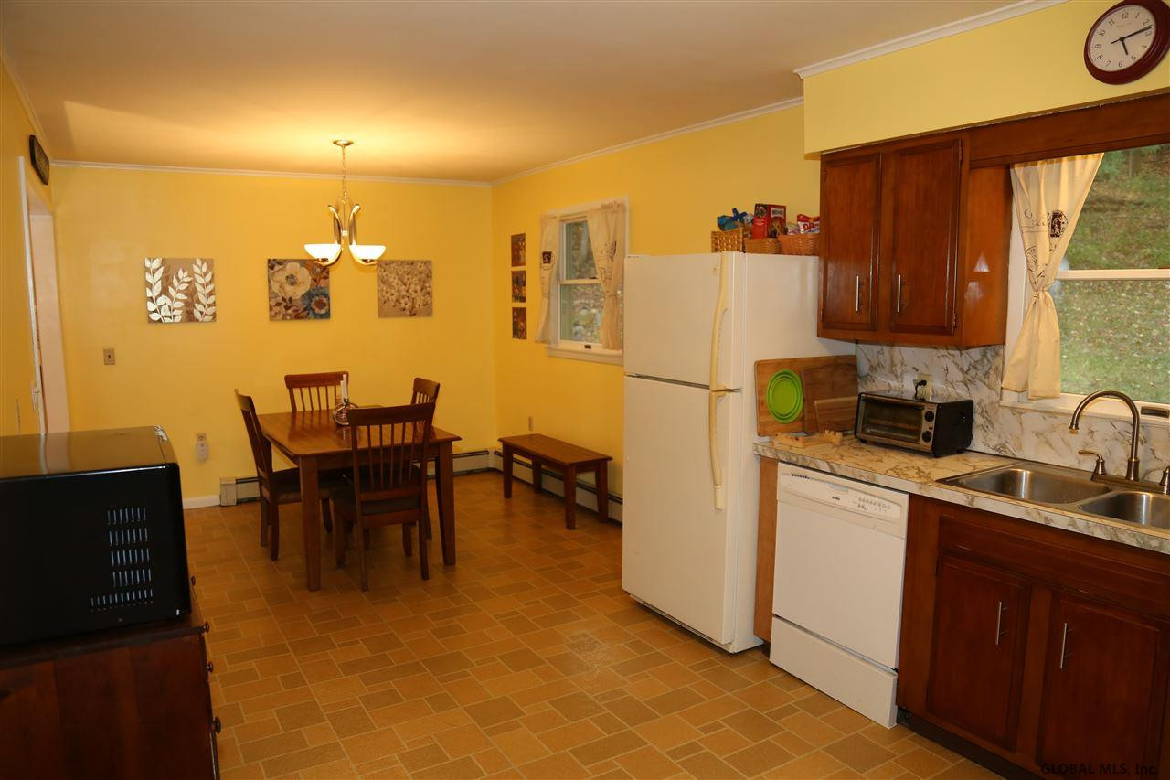 75 Brunswick Road Troy, NY 12180 - Photo 7 of 25 Photo 7