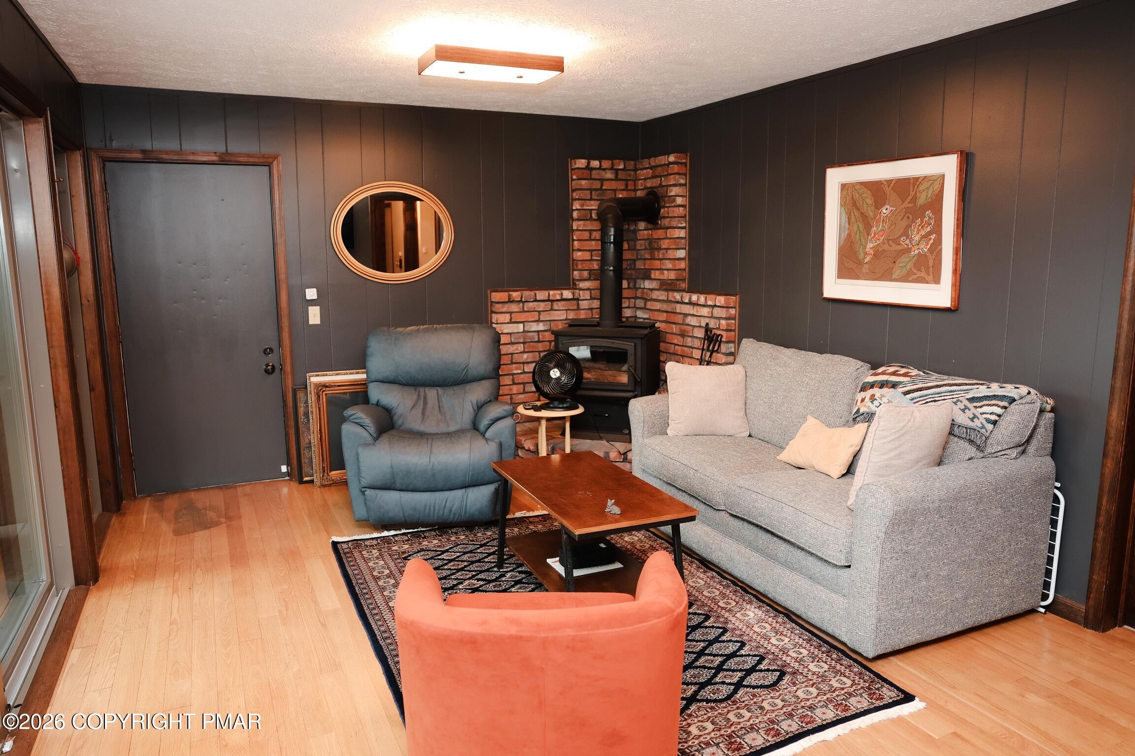 136 Birch Ledge Road Canadensis, PA 18325 - Photo 10 of 48 Family room