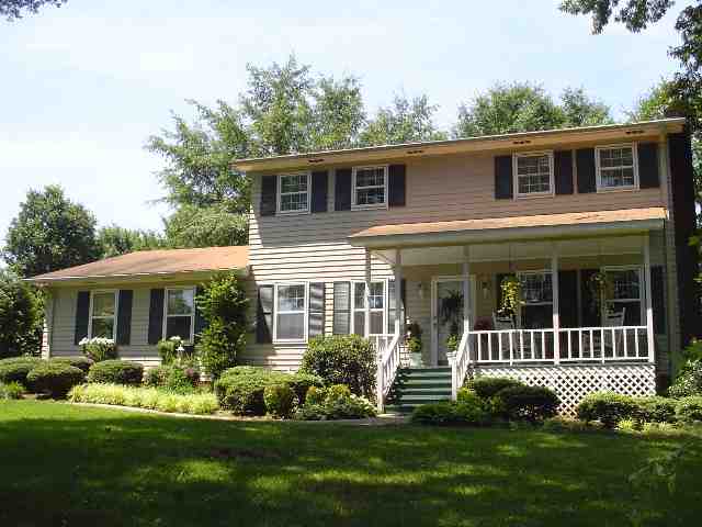 300 Windemere Way Anderson, SC 29625 - Photo 1 of 9