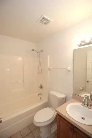 $1,800 | 4 Whee Place, Palm Coast, FL 32164