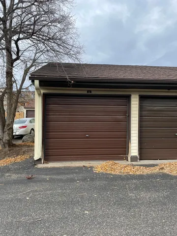 $70,000 | 7468 72nd Lane North, Unit 301, Brooklyn Park, MN 55428