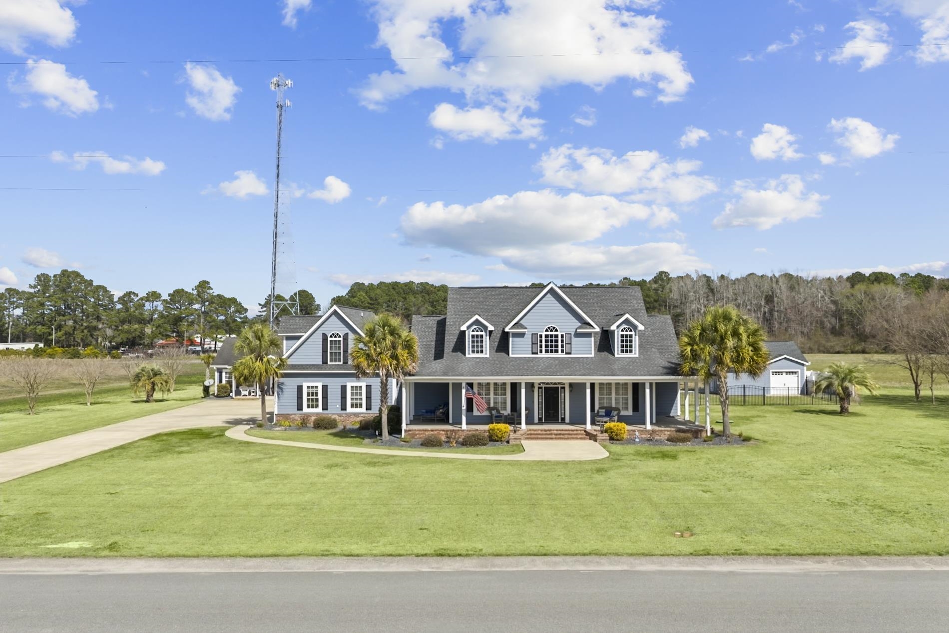 187 Beauty Avenue Loris, SC 29569 - Photo 2 of 91