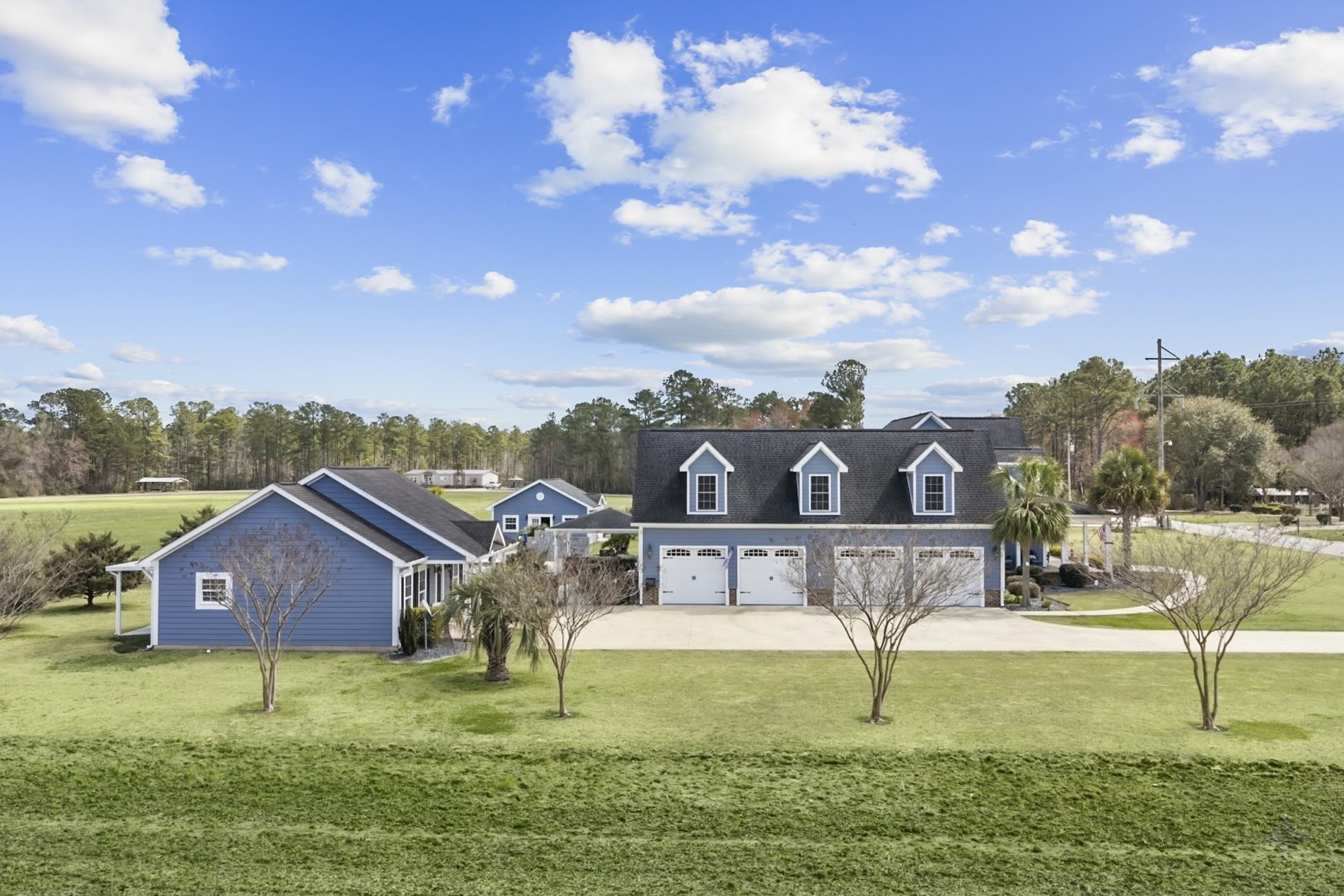 187 Beauty Avenue Loris, SC 29569 - Photo 5 of 91