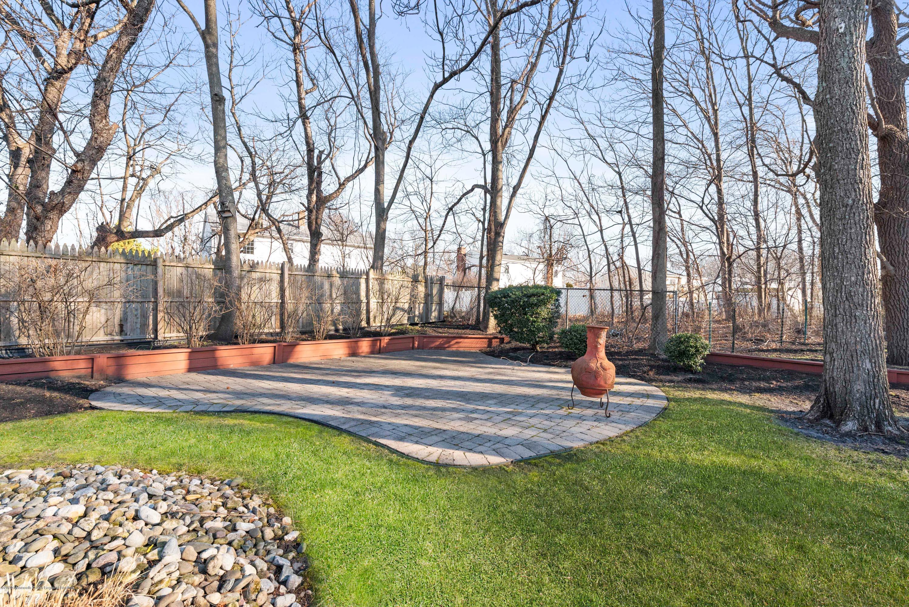 14 Minuteman Road Hazlet, NJ 07730 - Photo 10 of 32 DSC_2211
