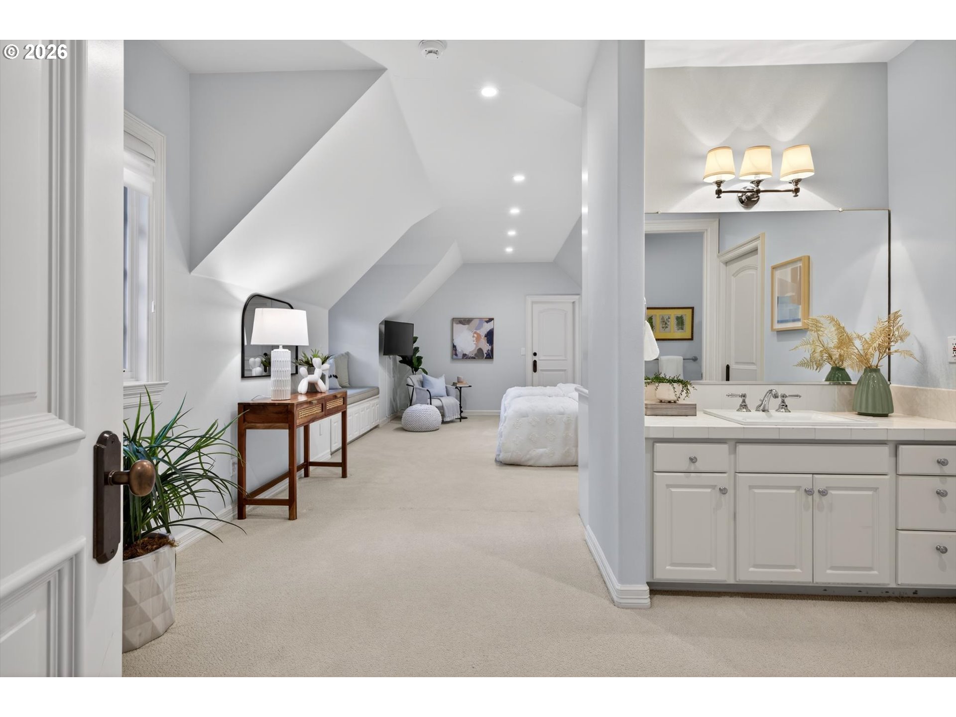 16871 Greenbrier Road Lake Oswego, OR 97034 - Photo 30 of 48 Bedroom