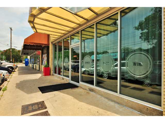 4401 Speedway, Unit 302 Austin, TX 78751 - Photo 18 of 25 Walk to Asti Trattoria.