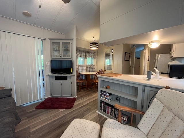 2795 East 28th Road Marseilles, IL 61341 - Photo 8 of 64 Gallery Image 8