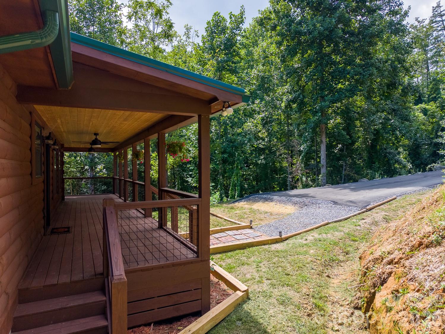 677 Ridgetop Circle Whittier, NC 28789 - Photo 25 of 37 Gallery Image 25