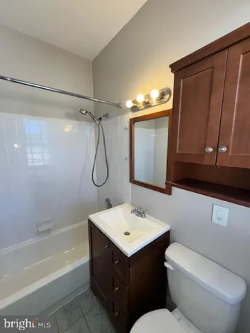 $1,750 | 4 West Athens Avenue, Ardmore, PA 19003