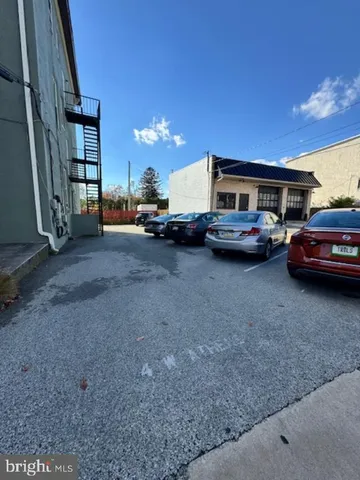 $1,750 | 4 West Athens Avenue, Ardmore, PA 19003