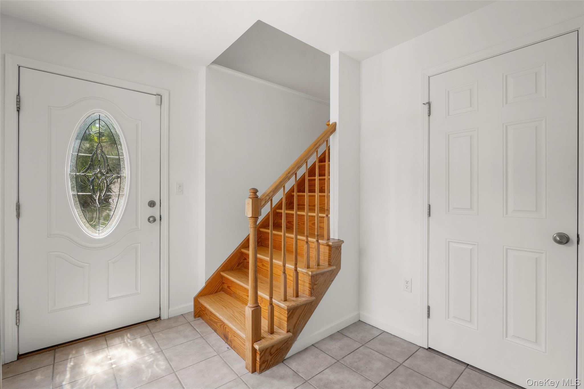 109 Tanglewylde Road Lake Peekskill, NY 10537 - Photo 6 of 35