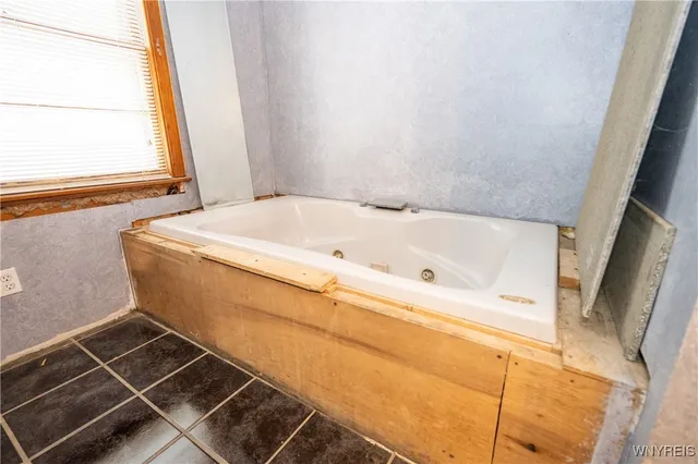 $138,500 | 322 Kennedy Avenue, Evans, NY 14006