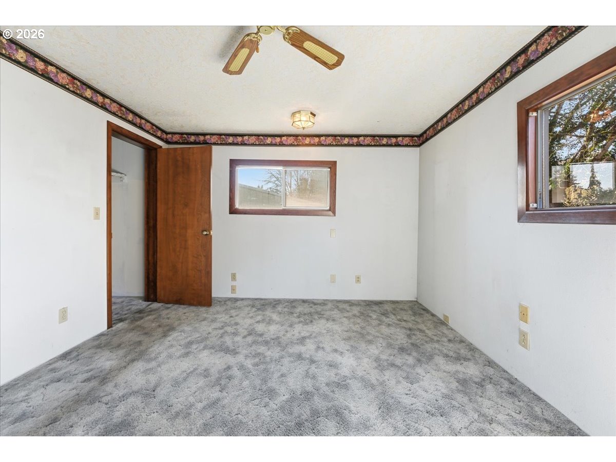 357 South 9th Street Kalama, WA 98625 - Photo 15 of 48