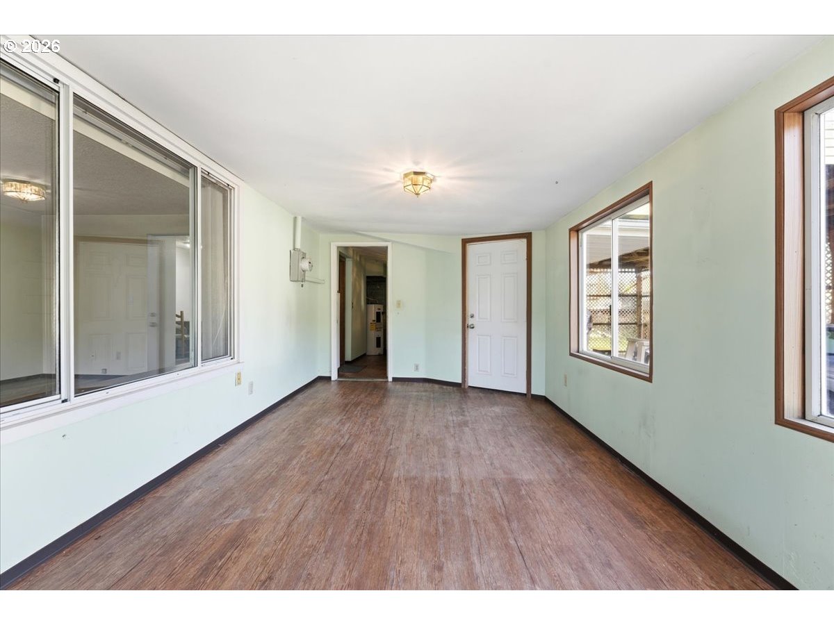 357 South 9th Street Kalama, WA 98625 - Photo 16 of 48