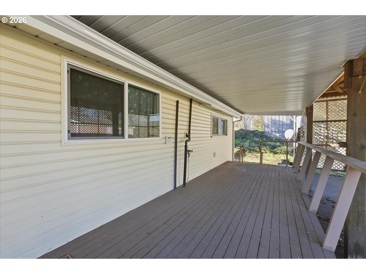 357 South 9th Street Kalama, WA 98625 - Photo 24 of 48