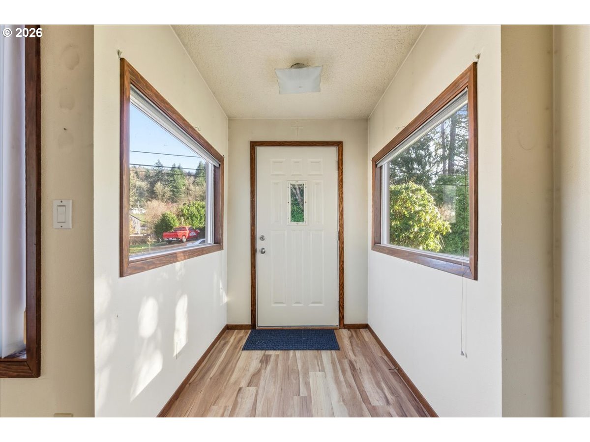 357 South 9th Street Kalama, WA 98625 - Photo 8 of 48