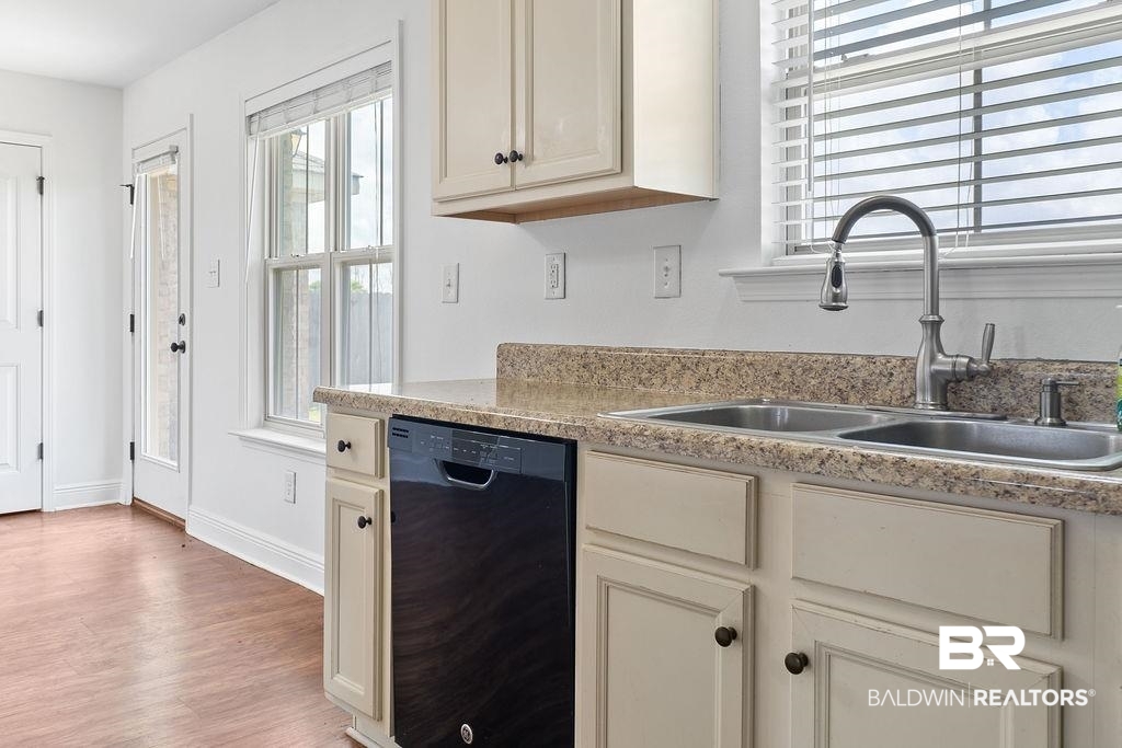 15636 Medway Court Foley, AL 36535 - Photo 7 of 27