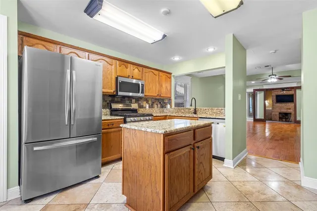 $2,600 | 216 North Mt Rushmore Drive, Cedar Park, TX 78613