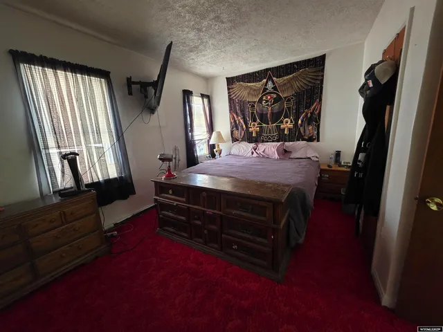 $175,000 | 206 R Street, Rock Springs, WY 82901