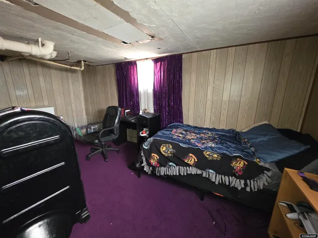 $175,000 | 206 R Street, Rock Springs, WY 82901