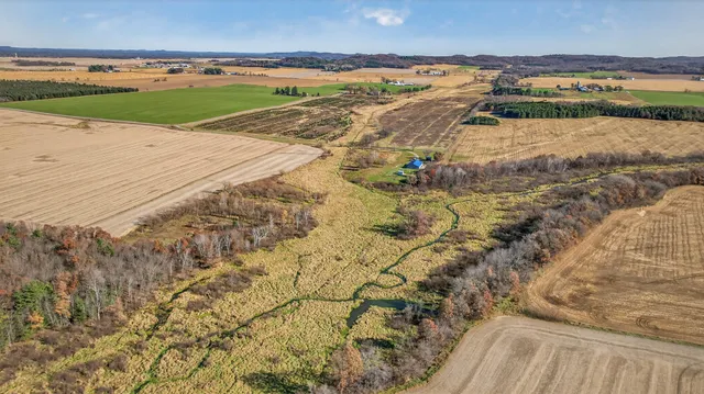 $399,000 | W12499 West Alma Road, Hixton, WI 54611