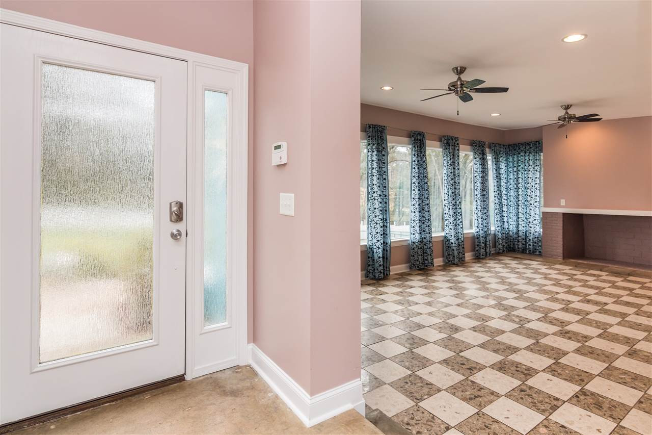 107 King William Road Raleigh, NC 27610 - Photo 5 of 25 Foyer