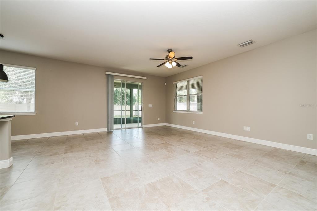 11140 Spring Point Circle Riverview, FL 33579 - Photo 6 of 35