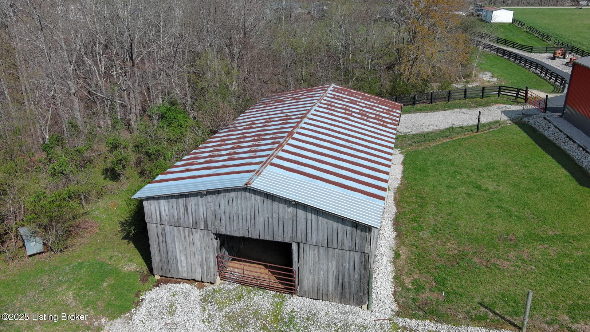 931 Dickeys Mill Road Leitchfield, KY 42754 - Photo 98 of 111 931 Dickeys Mill Rd-94