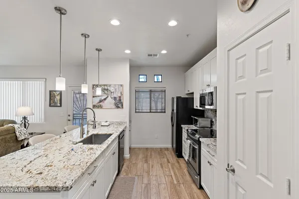 $3,800 | 11500 East Cochise Drive, Unit 1071, Scottsdale, AZ 85259