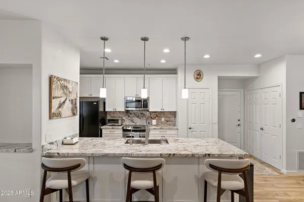 $3,800 | 11500 East Cochise Drive, Unit 1071, Scottsdale, AZ 85259