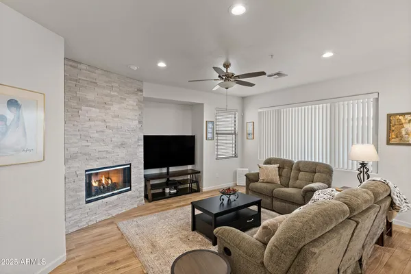 $3,800 | 11500 East Cochise Drive, Unit 1071, Scottsdale, AZ 85259