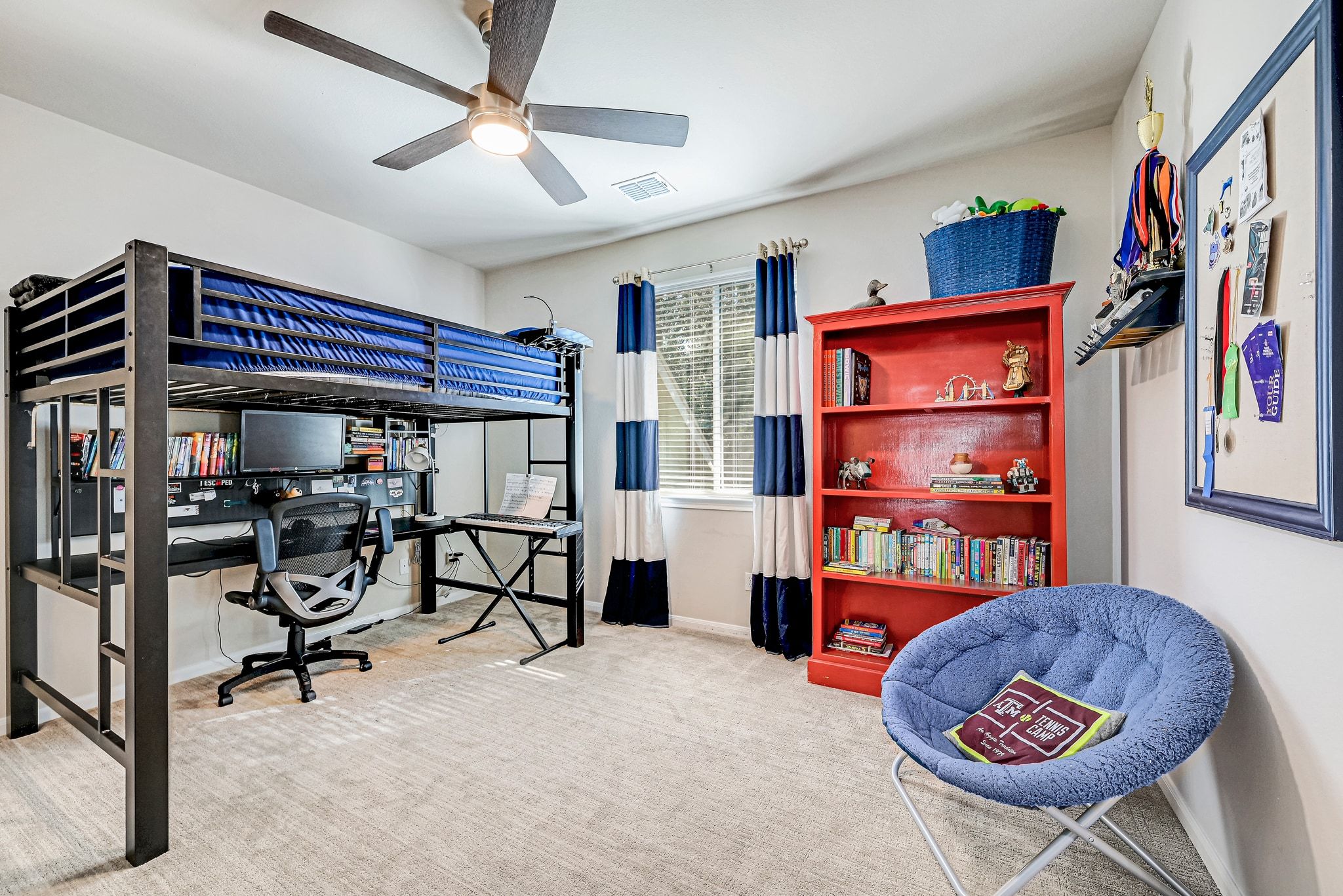 7112 Via Correto Drive Austin, TX 78749 - Photo 19 of 29 3rd Bedroom featuring a ceiling fan, and light colored carpet