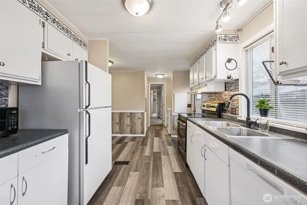 $69,000 | 210 37th Street Southeast, Unit 25, Auburn, WA 98002