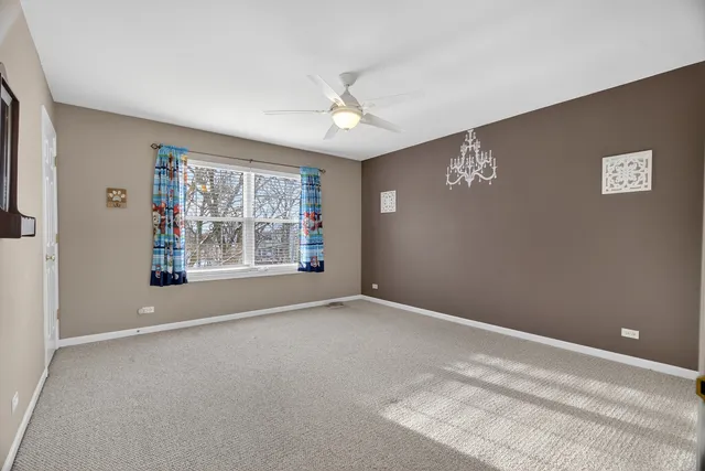 $525,000 | 26305 West Ravine Woods Drive, Channahon, IL 60410