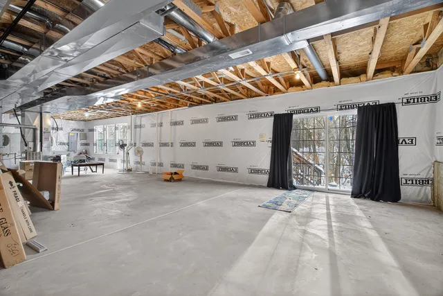 $525,000 | 26305 West Ravine Woods Drive, Channahon, IL 60410