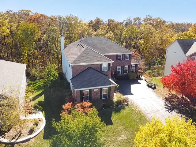 $525,000 | 26305 West Ravine Woods Drive, Channahon, IL 60410