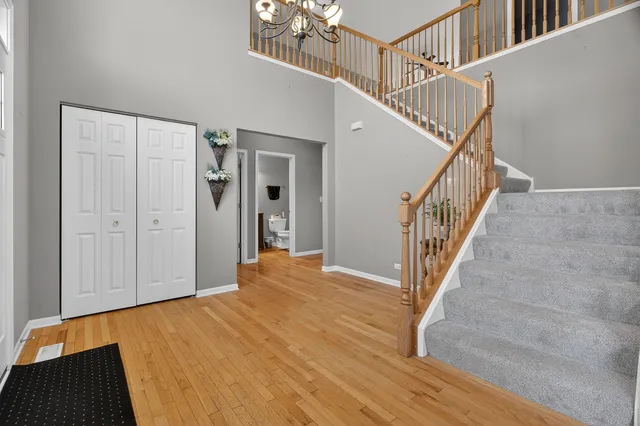 $525,000 | 26305 West Ravine Woods Drive, Channahon, IL 60410