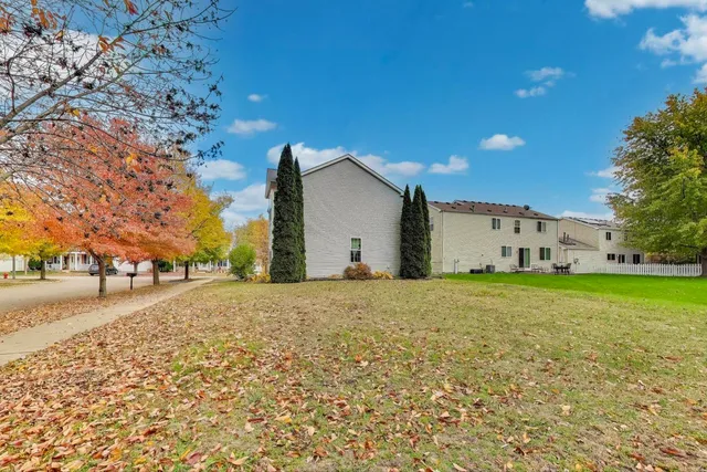 $315,000 | 514 Bentson Street, Oswego, IL 60543