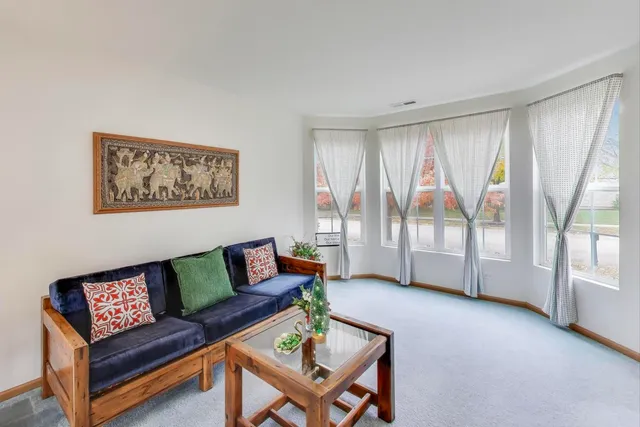 $315,000 | 514 Bentson Street, Oswego, IL 60543