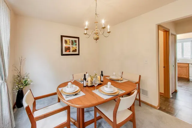 $315,000 | 514 Bentson Street, Oswego, IL 60543