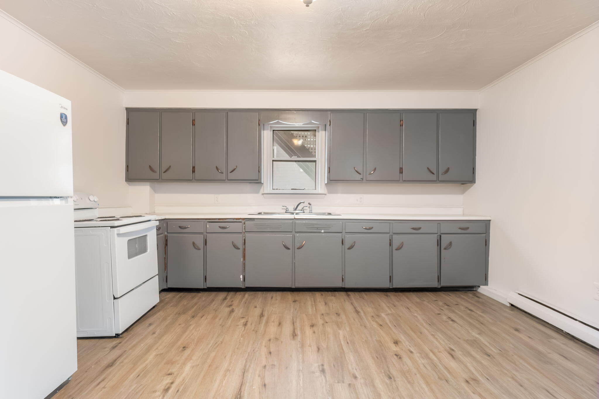 4 Kelley Street Fairfield, ME 04937 - Photo 9 of 47 17-web-or-mls-4-kelley-st