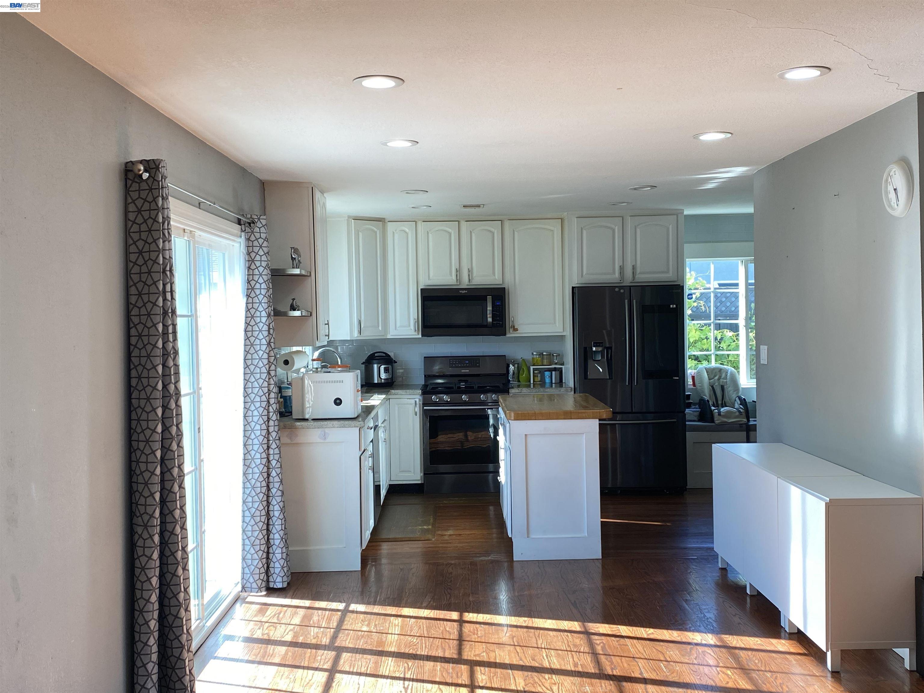 25 Casper Street Milpitas, CA 95035 - Photo 11 of 31